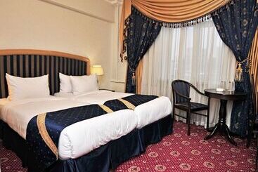 Moscow Holiday Hotel