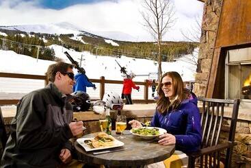 One Ski Hill, A Rockresort