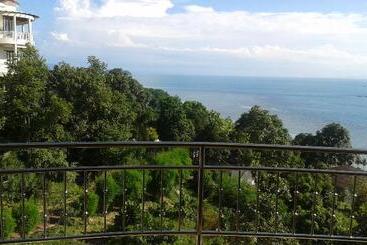 Sunset Hill Boutique Resort