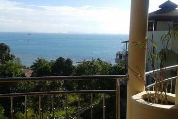 Sunset Hill Boutique Resort