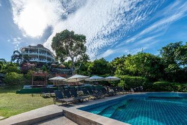 Sunset Hill Boutique Resort