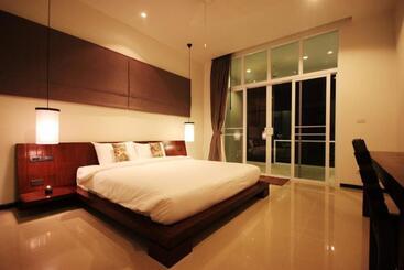 Two Villas Holiday Phuket: Oxygen Bang Tao Beach