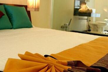 Two Villas Holiday Phuket: Oxygen Bang Tao Beach