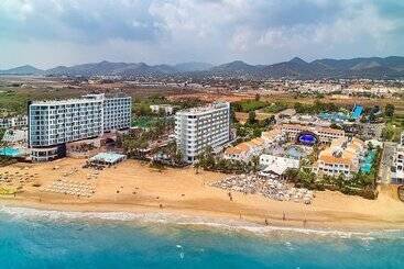 Ushuaïa Ibiza Beach Hotel - Playa d'en Bossa