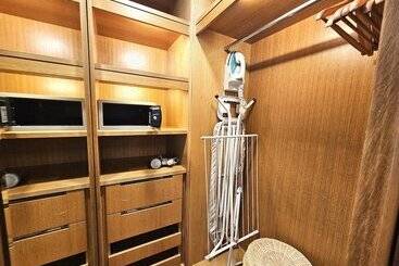 Cormar Suites Serviced Apartment