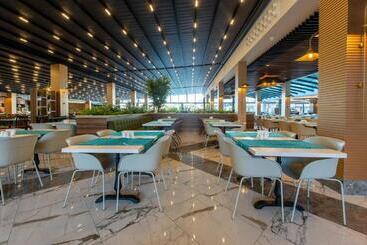 Eftalia Aqua Resort – All Inclusive