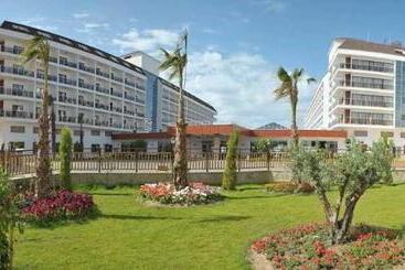 Eftalia Aqua Resort – All Inclusive