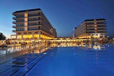 Eftalia Aqua Resort – All Inclusive