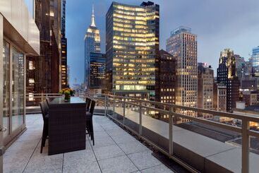 هتل Andaz 5th Avenue, By Hyatt