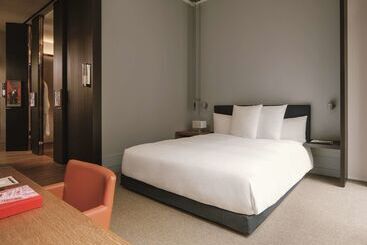 هتل Andaz 5th Avenue, By Hyatt