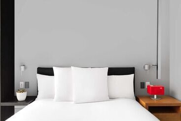 هتل Andaz 5th Avenue, By Hyatt