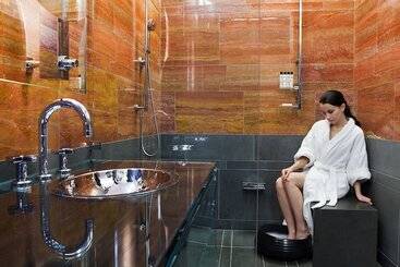 هتل Andaz 5th Avenue, By Hyatt