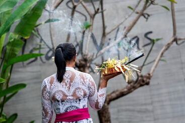 هتل Bali Island Villas And Spa Seminyak