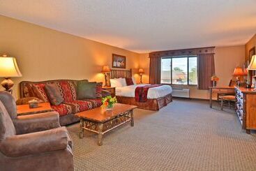 هتل Best Western Plus Kelly Inn & Suites