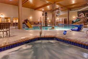 هتل Best Western Plus Kelly Inn & Suites