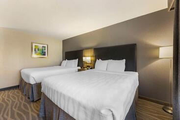 Best Western Plus Nashville Airport Hotel   Bna