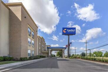 هتل Comfort Inn & Suites Allen Park Dearborn