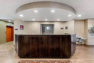 هتل Comfort Suites