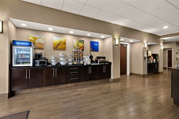 هتل Comfort Suites