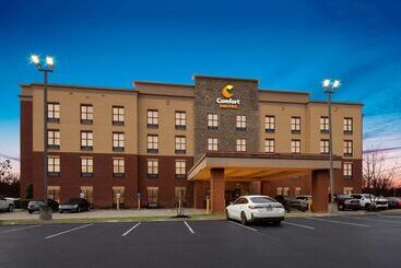 هتل Comfort Suites
