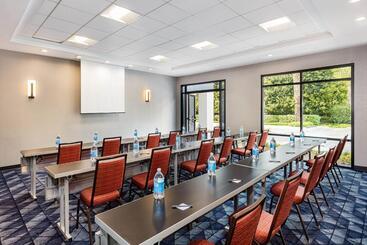 هتل Courtyard By Marriott Anaheim Resort/convention Center