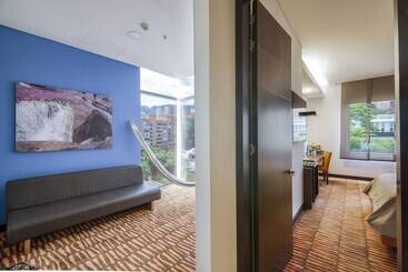 Diez Hotel Categoría Colombia