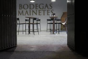 هتل Enoturismo Mainetes