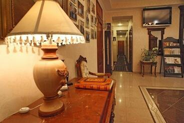 Gallery Hotel Gintama Apgrade