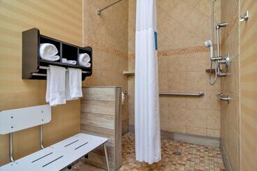 هتل Hampton Inn & Suites Fort Worth Fossil Creek