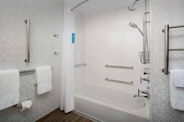 هتل Hampton Inn Baltimoredowntownconvention Center