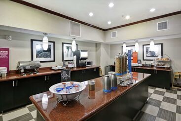 هتل Hampton Inn & Suites Corpus Christi I37  Navigation Blvd