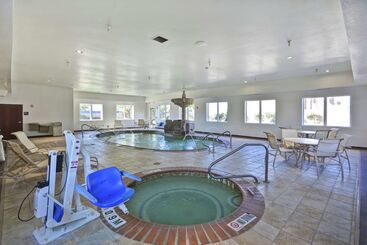 هتل Hampton Inn & Suites Corpus Christi I37  Navigation Blvd