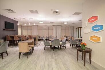 هتل Hampton Inn & Suites Denverdowntown