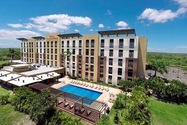 هتل Hilton Garden Inn Guanacaste Airport