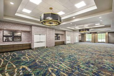 هتل Hilton Garden Inn Houston Energy Corridor