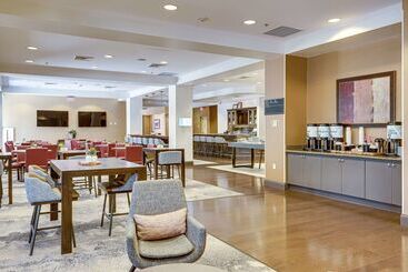 هتل Hilton Garden Inn Phoenix Airport North