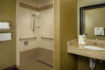 هتل Hilton Garden Inn Phoenix Airport North
