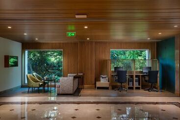 هتل Holiday Inn Agra Mg Road An Ihg