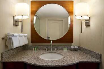 هتل Homewood Suites By Hilton Baltimore Inner Harbor