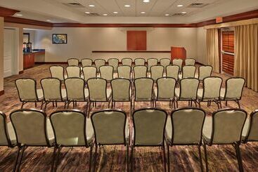 هتل Homewood Suites By Hilton Daytona Beach Speedwayairport