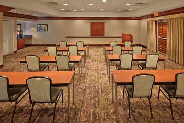 هتل Homewood Suites By Hilton Daytona Beach Speedwayairport