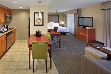 هتل Homewood Suites By Hilton Daytona Beach Speedwayairport