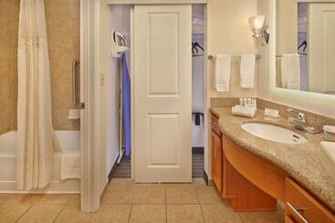 هتل Homewood Suites By Hilton Daytona Beach Speedwayairport
