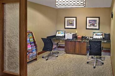 هتل Homewood Suites By Hilton Daytona Beach Speedwayairport