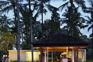 هتل Kayumanis Jimbaran Private Estate & Spa