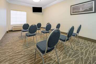 هتل La Quinta By Wyndham Houma