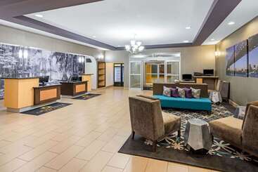هتل La Quinta By Wyndham Houma