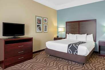 هتل La Quinta By Wyndham Houma