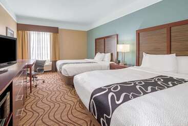 هتل La Quinta By Wyndham Houma