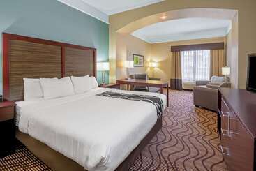 هتل La Quinta By Wyndham Houma